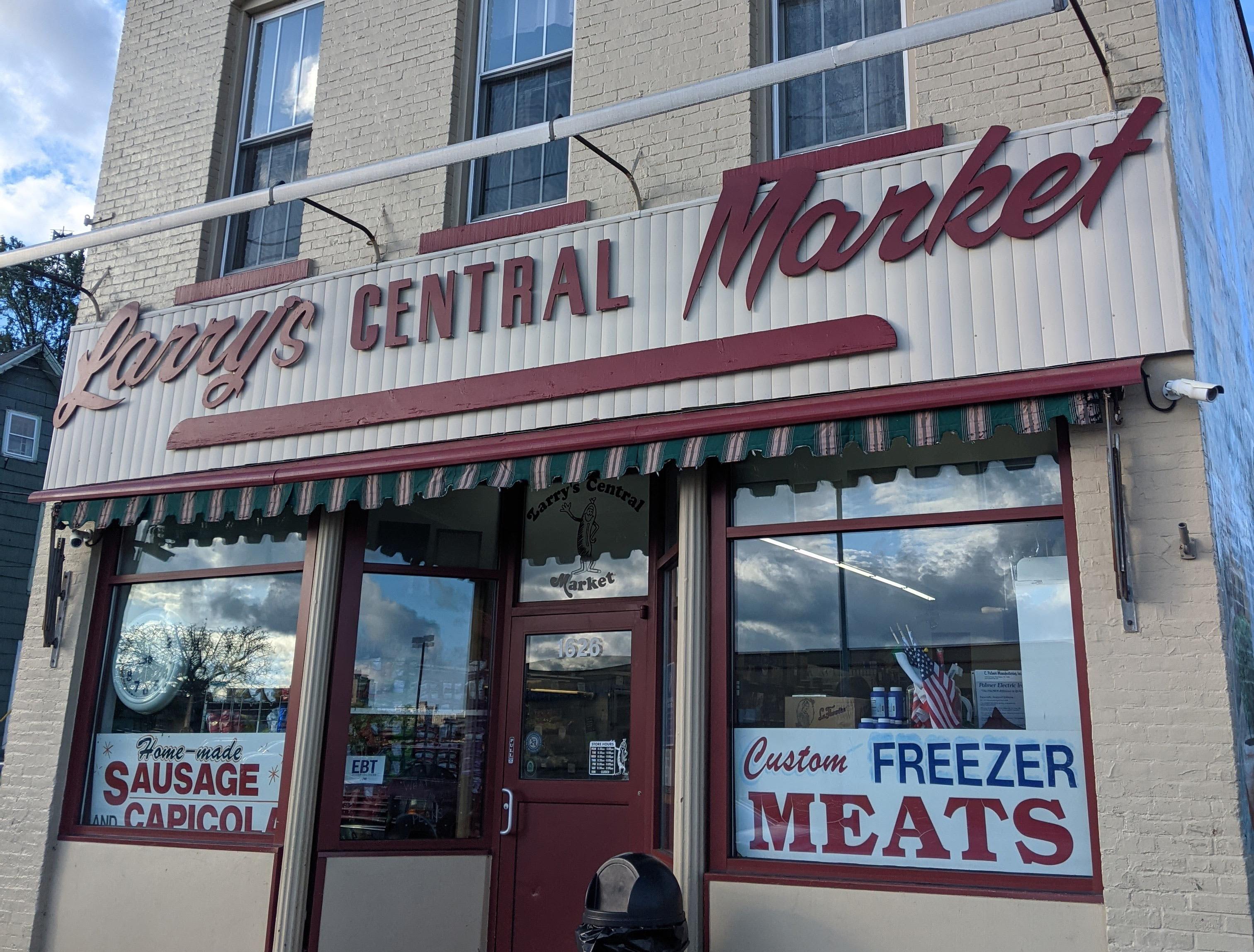 Larrys Market - 42pq4hn