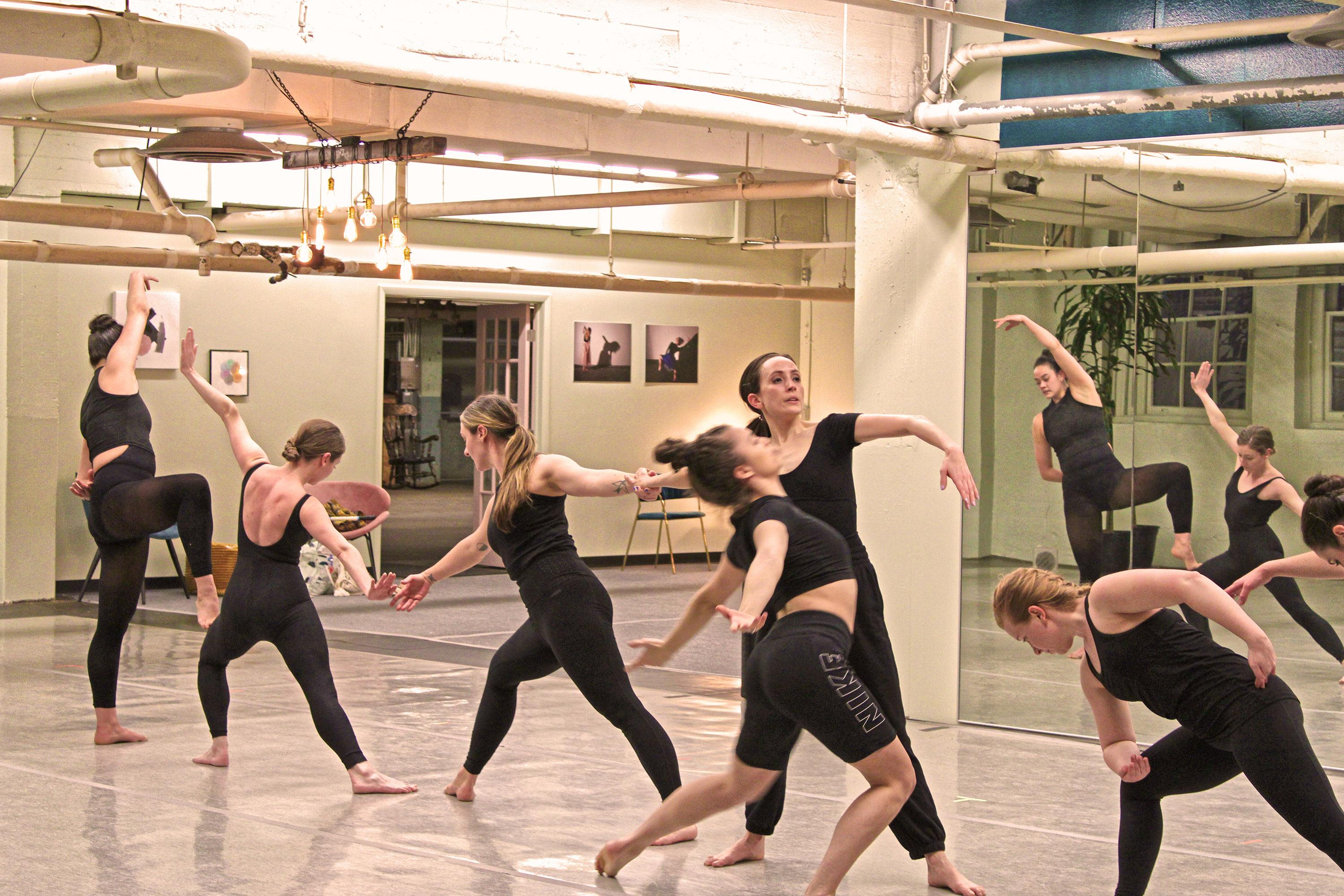 Seiche Dance Collective Makes Proximal Connections Erie Reader