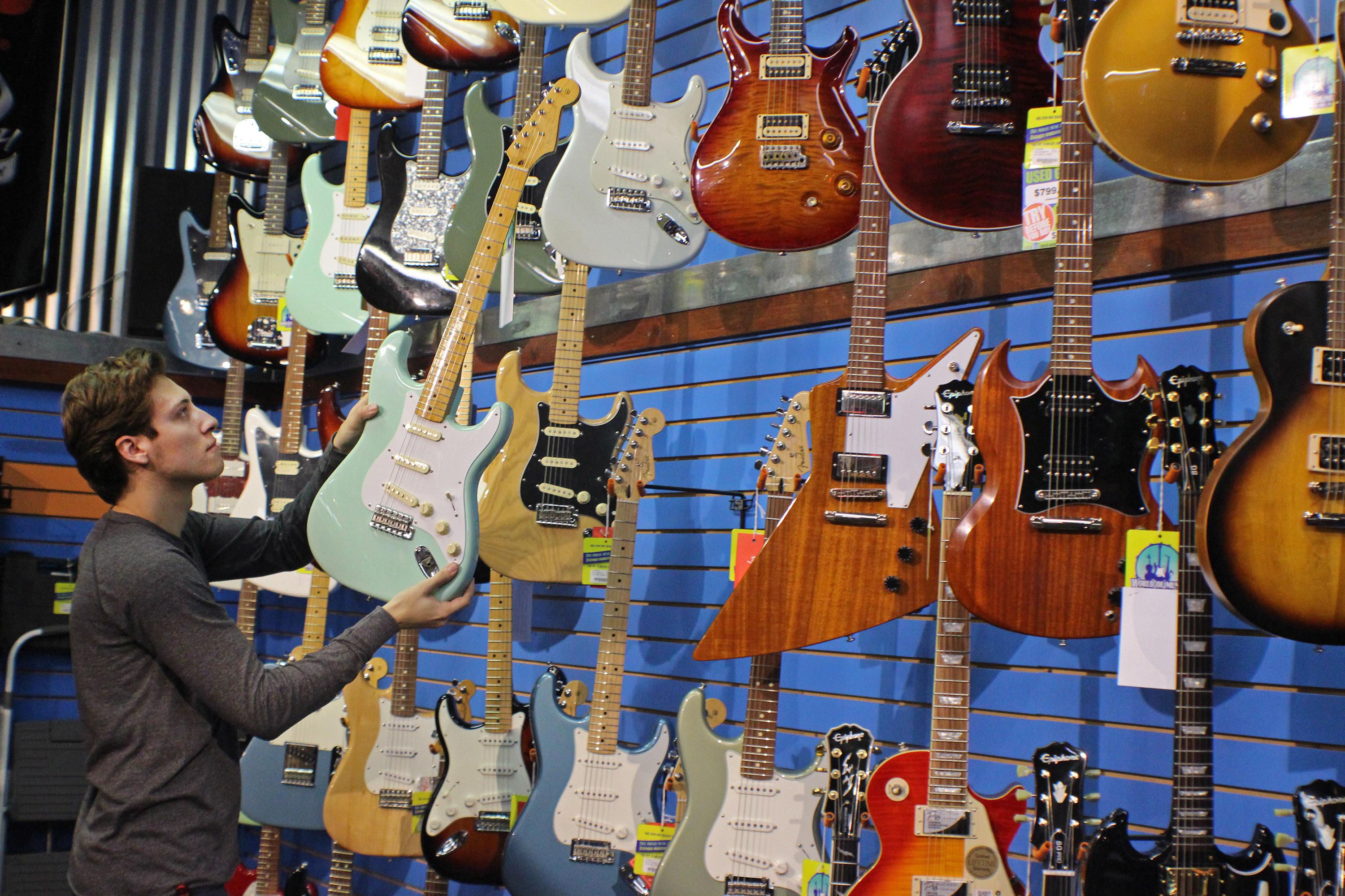 Erie music outlet store