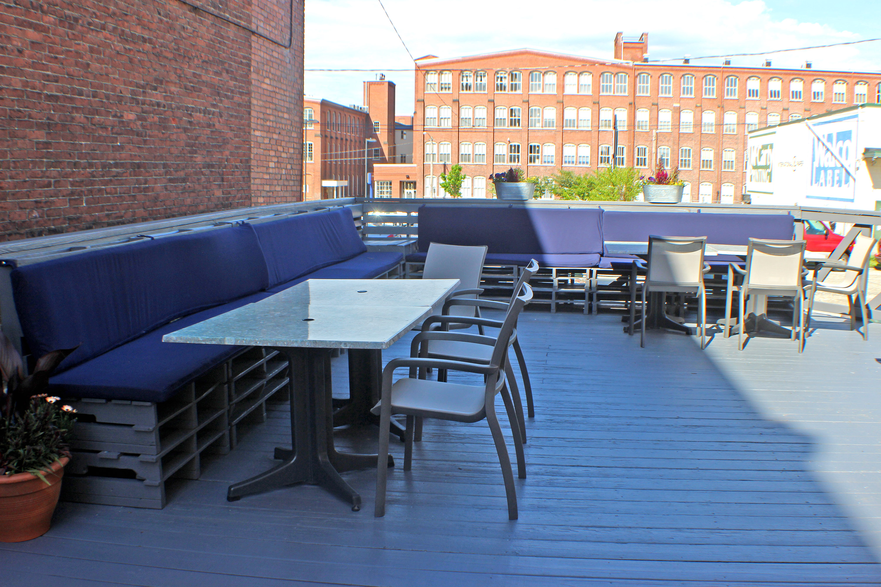 Dining Al Fresco in Phase Yellow Erie Reader